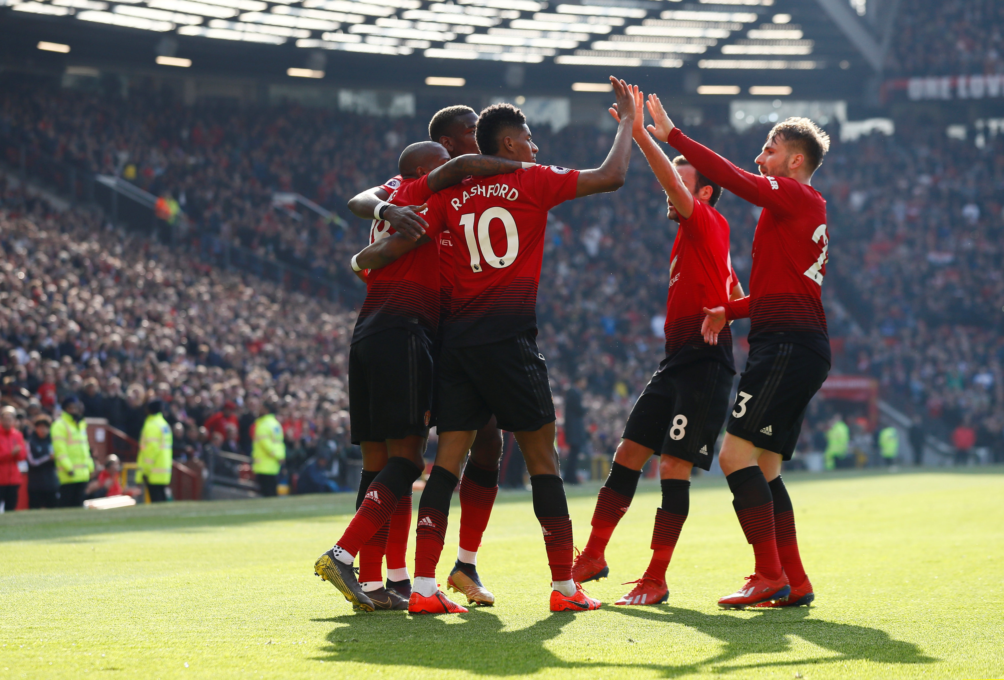 巴萨后卫封 巴萨后卫封